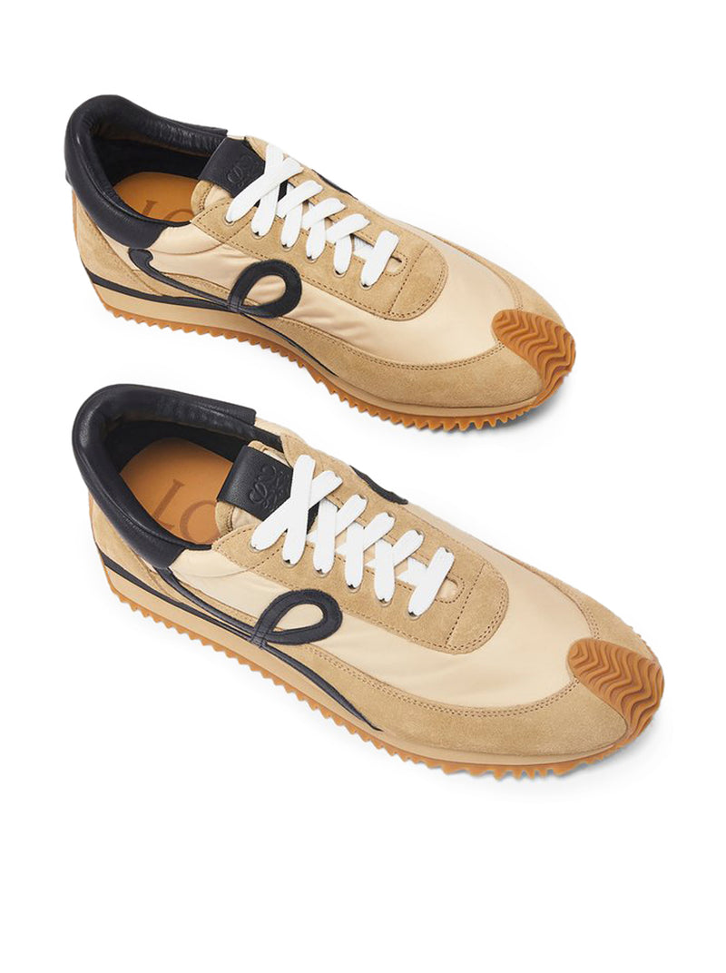 NYLON AND SUEDE FLOW RUNNER