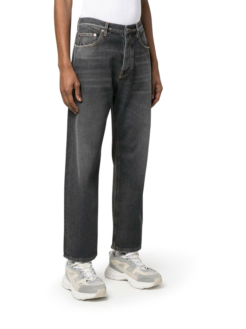 JEANS WITH A STONEWASHED EFFECT