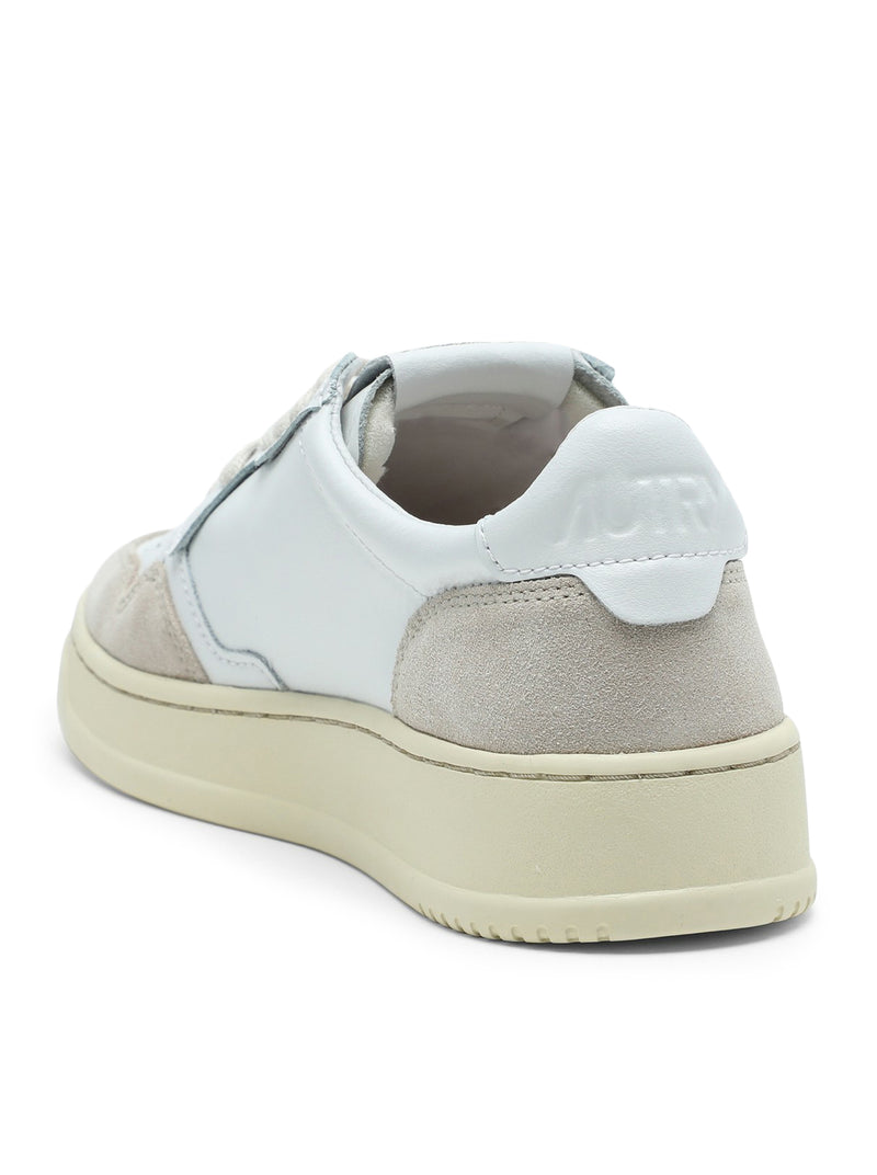 White Medalist leather sneaker