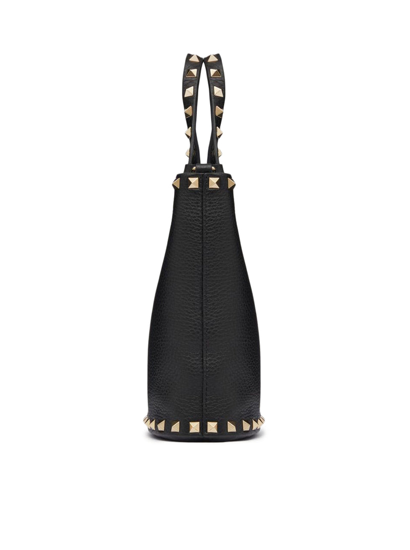 POUCH WITH ROCKSTUD SHOULDER STRAP IN GRAINED CALFSKIN
