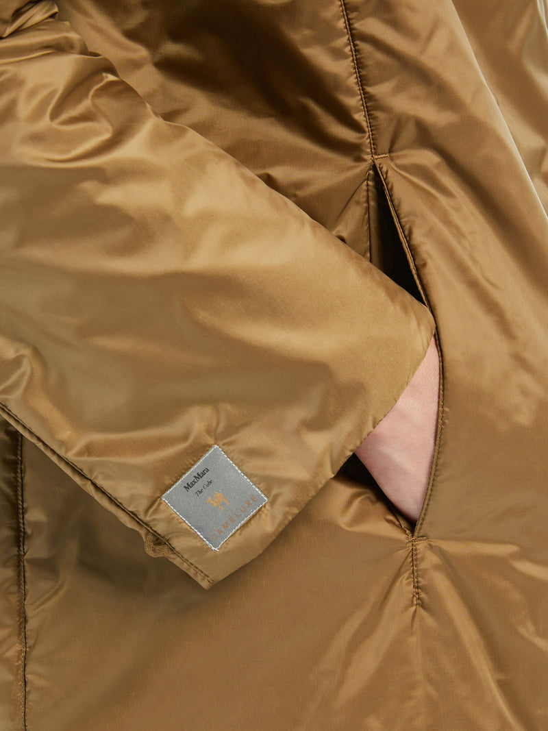 PADDED JACKET WITH DROP-PROOF CANVAS HOOD