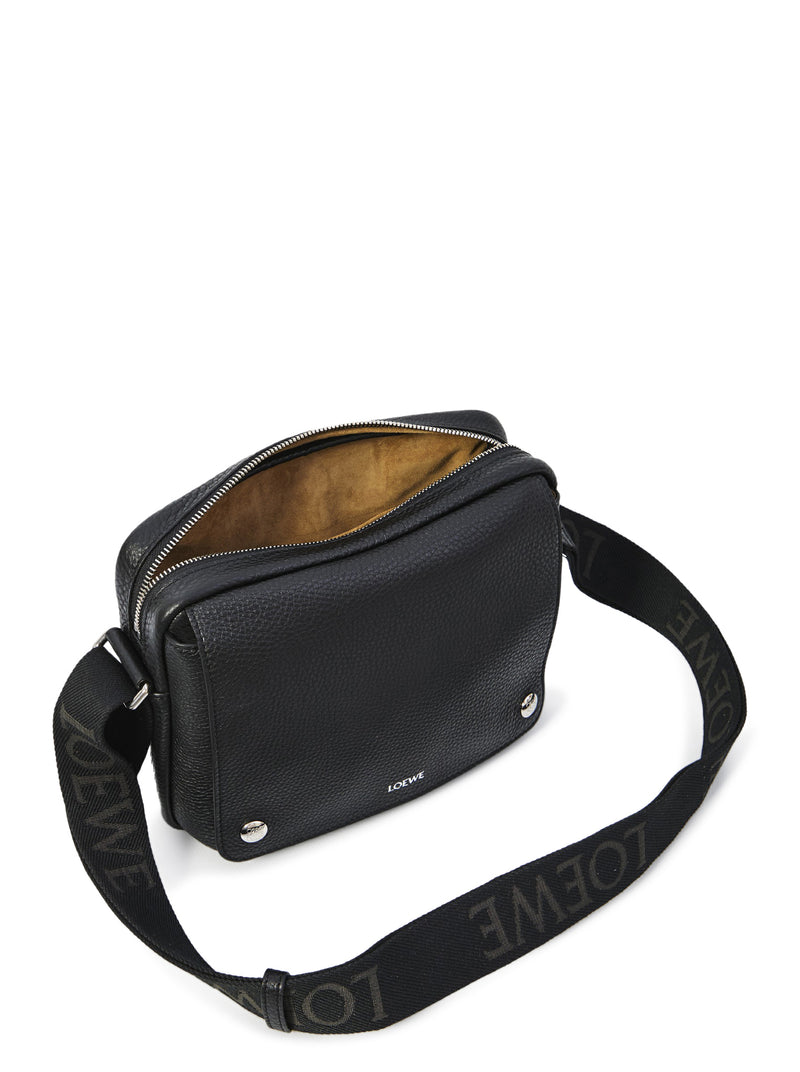 PEBBLE MESSENGER BAG XS