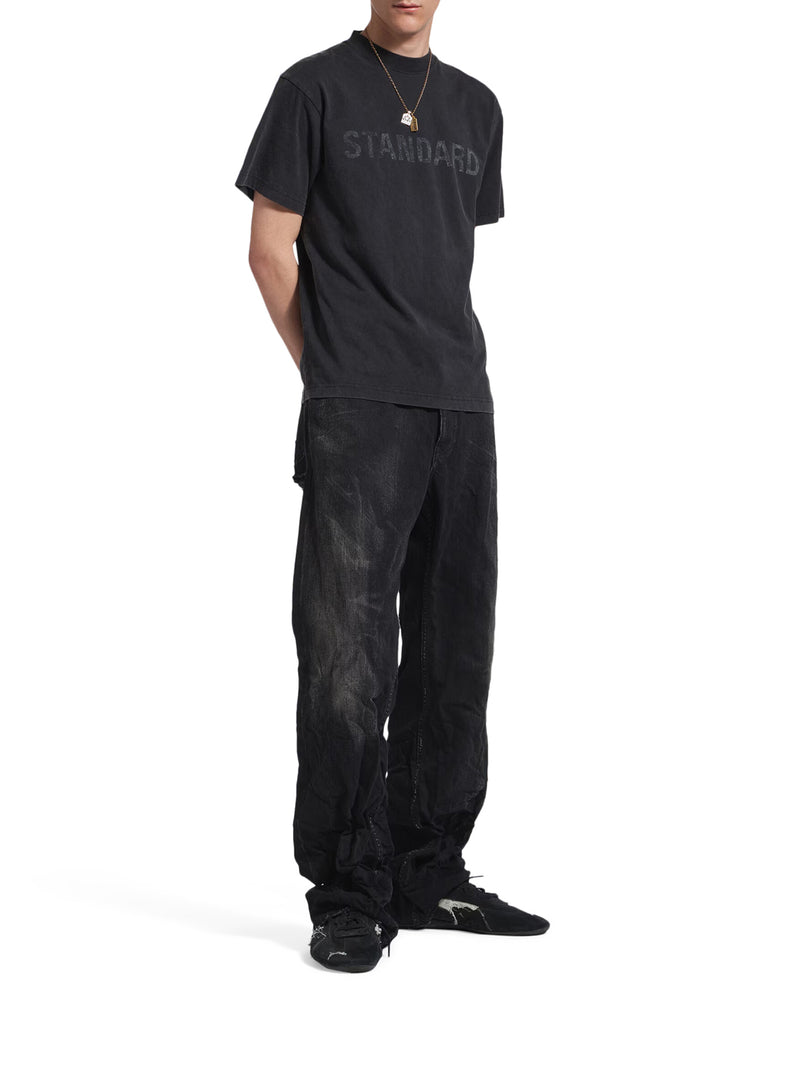 STANDARD REGULAR FIT T-SHIRT IN BLACK DÉLAVÉ