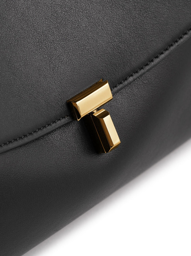 T-LOCK LEATHER SHOULDER BAG