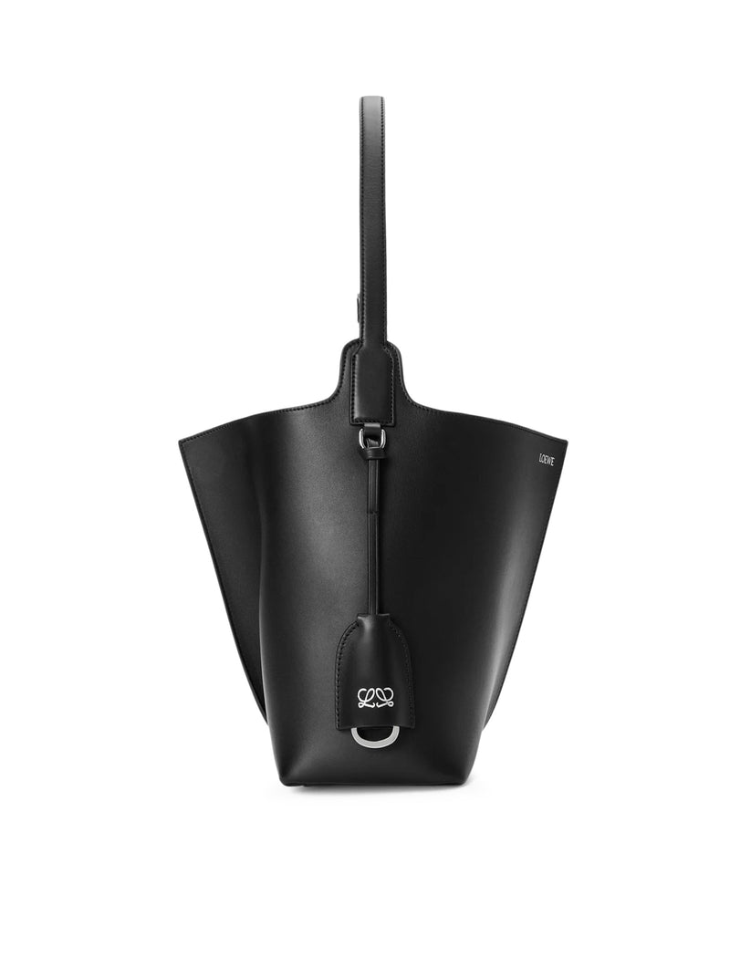 BILBAO MEDIUM BUCKET BAG IN SMOOTH CALFSKIN
