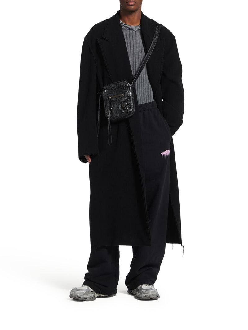 LE CITY MEN`S VERTICAL CROSSBODY BAG IN BLACK