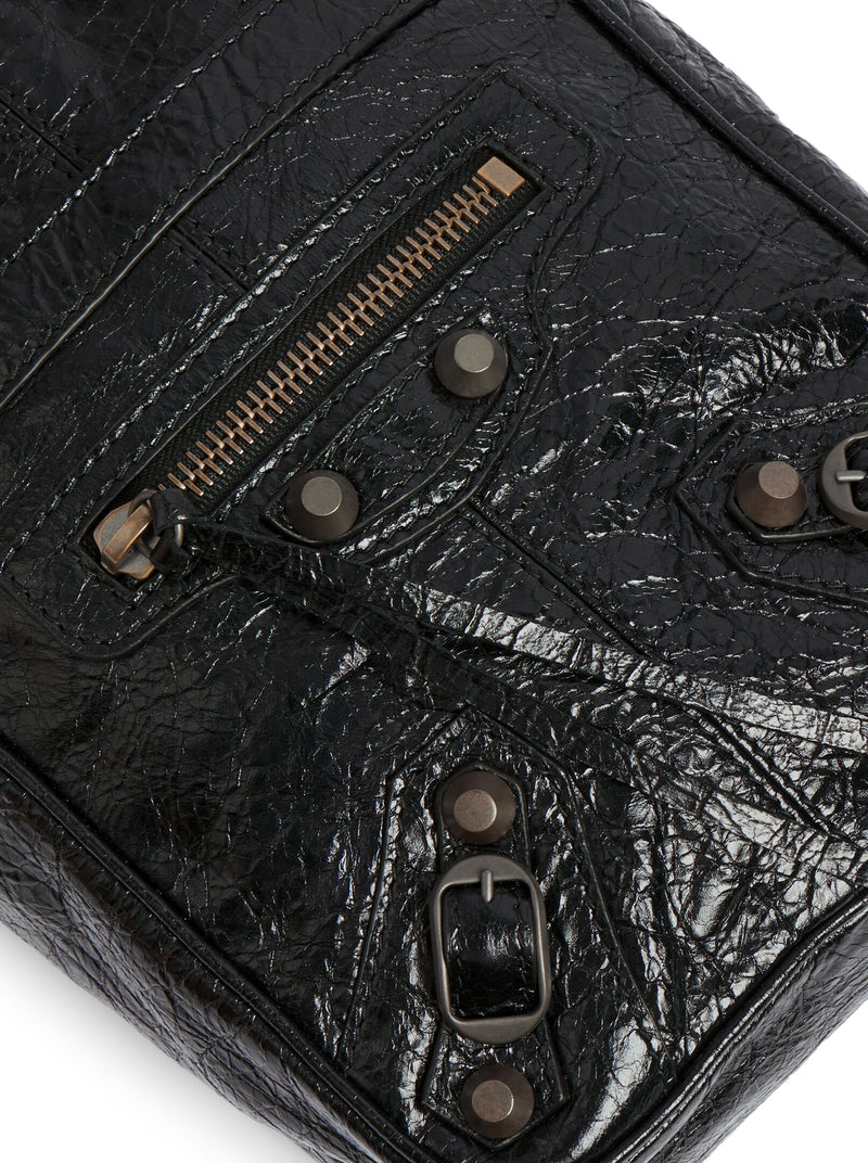 LE CITY MEN`S VERTICAL CROSSBODY BAG IN BLACK