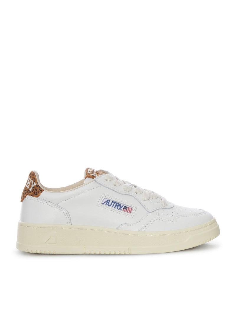 MEDALIST LOW WHITE LEATHER SNEAKERS WITH LEOPARD DETAIL