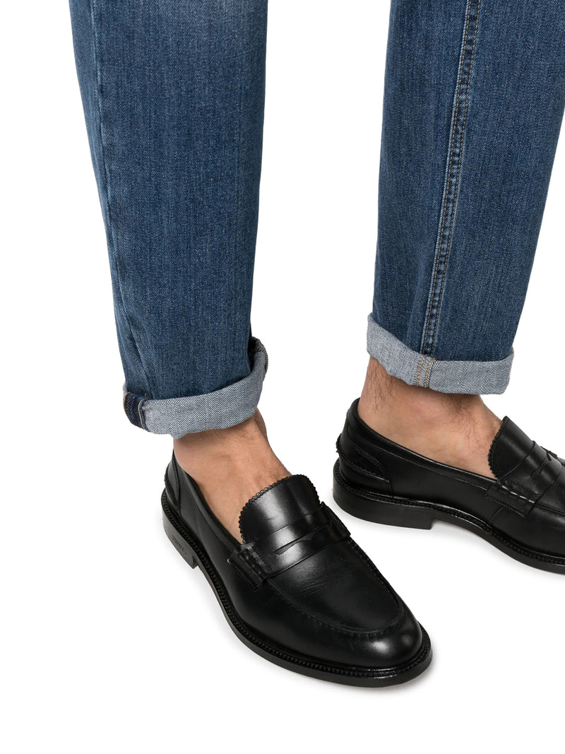 MEDIUM WASH DENIM JEANS