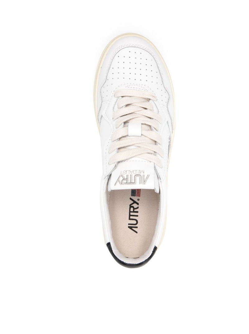 SNEAKERS MEDALIST LOW IN PELLE BIANCA