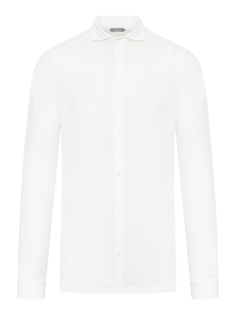 button-down fastening shirt