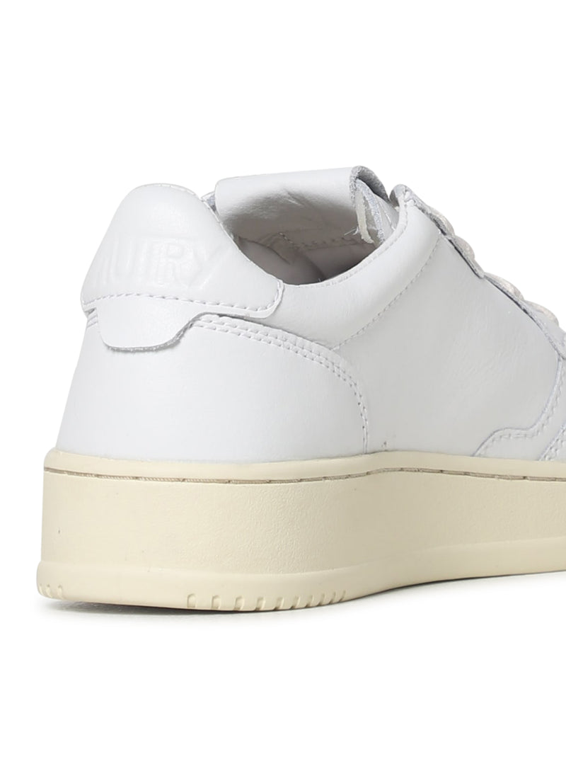 MEDALIST LOW SNEAKERS IN WHITE LEATHER