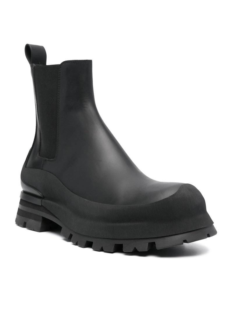 Men`s Wander Chelsea Boot in Black