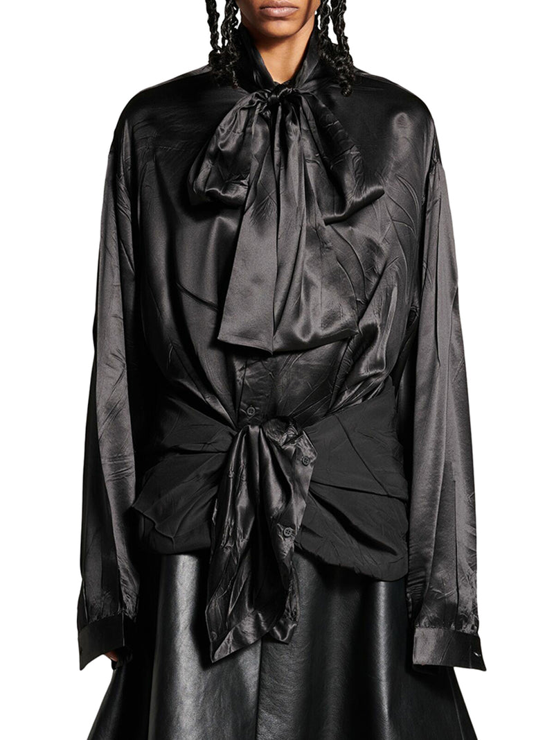 WOMEN`S KNOTTED LAVALIERE BLOUSE IN BLACK