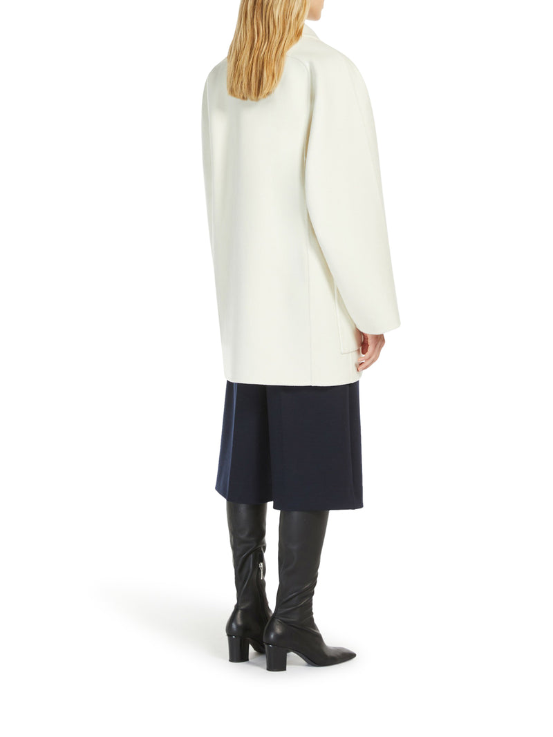 SHORT WOOL AND CASHMERE COAT