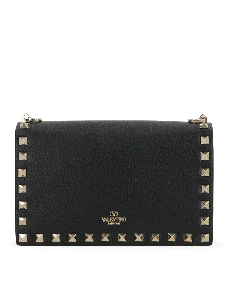 POUCH WITH ROCKSTUD CHAIN IN GRAINED CALFSKIN