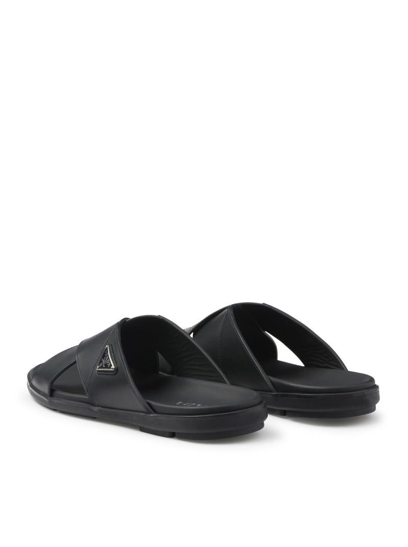 CROSSED LEATHER SANDALS