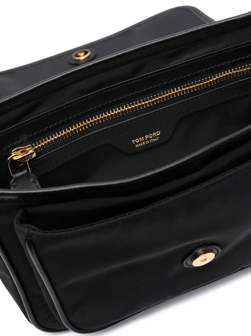 MESSENGER BAG WITH APPLICATION