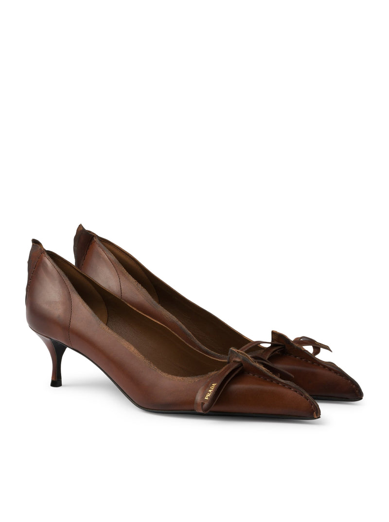 DÉCOLLETÉ IN ANTIQUE LEATHER