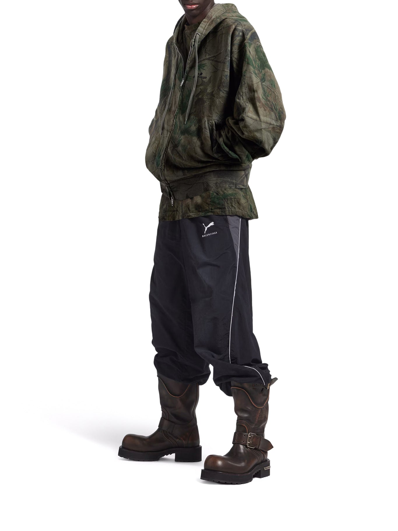 DIAMOND B OVERSIZED ZIP HOODIE