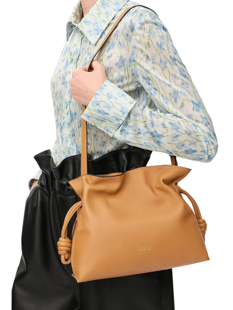 MEDIUM FLAMENCO CLUTCH IN NAPPA