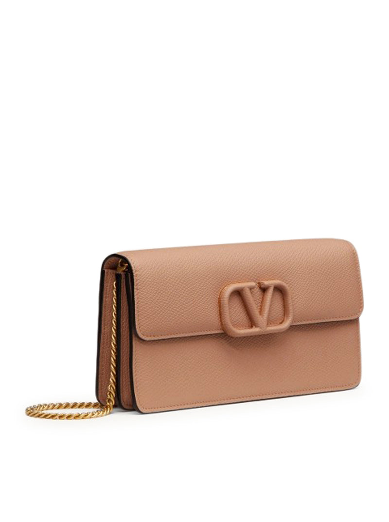 VLOGO SIGNATURE CHAIN WALLET IN HAMMERED CALFSKIN