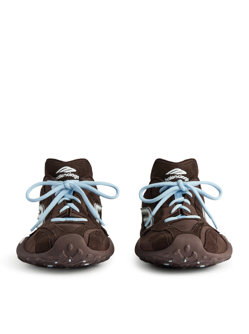 SNEAKER MONDAY ULTRA