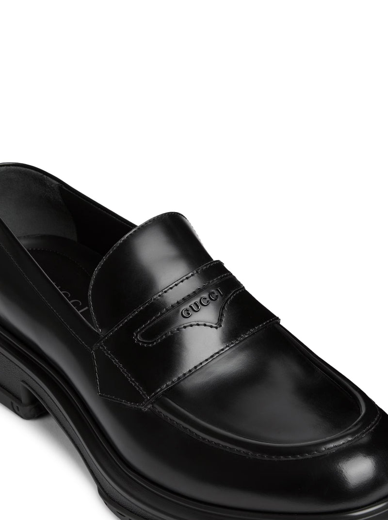 LOAFER WITH TONE-ON-TONE LOGO