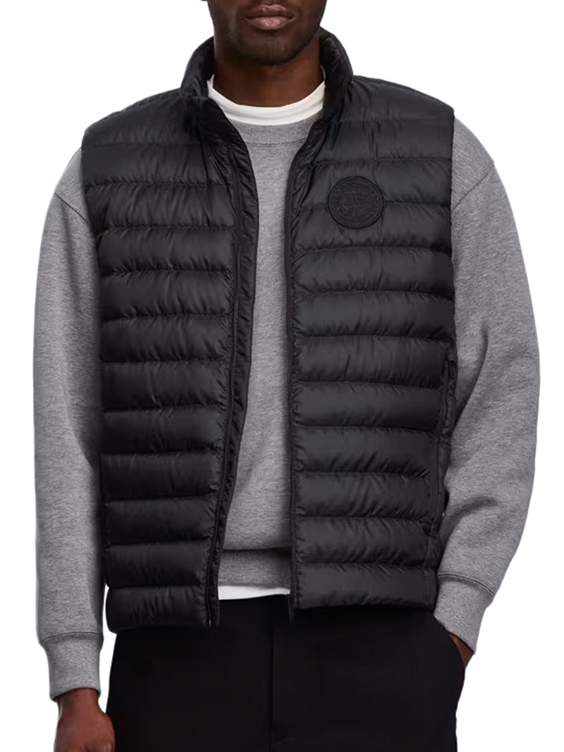 STRATUS TONAL LABEL SLEEVELESS JACKET