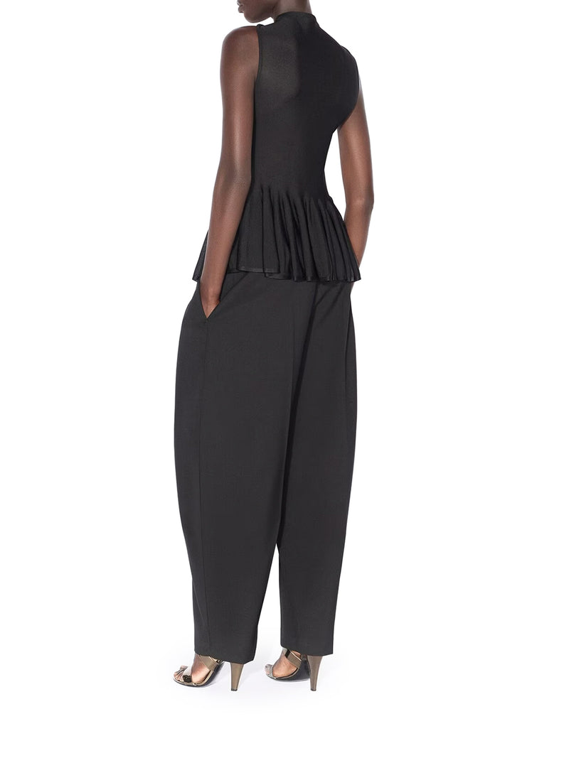 ASYMMETRIC TOP WITH GODET