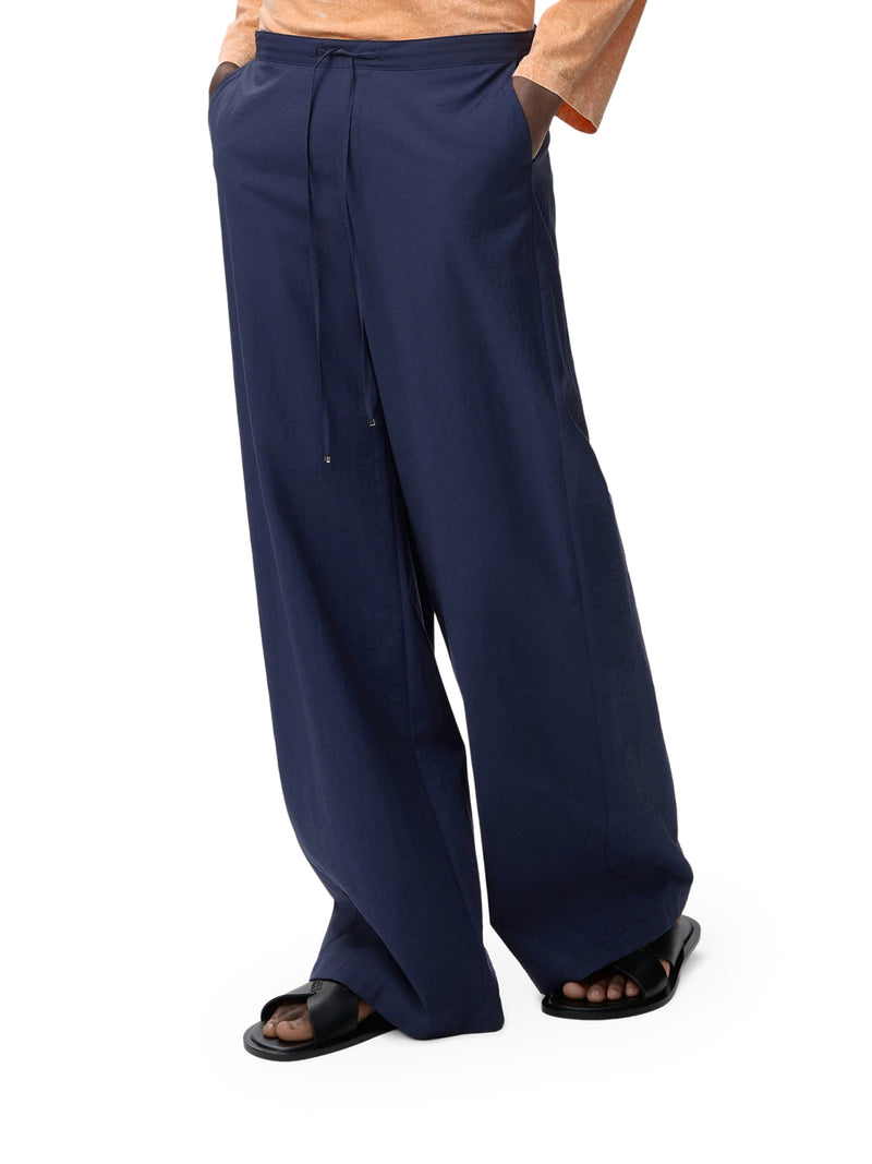 TROUSERS IN LIGHTWEIGHT TEXTURED COTTON POPLIN BLEND