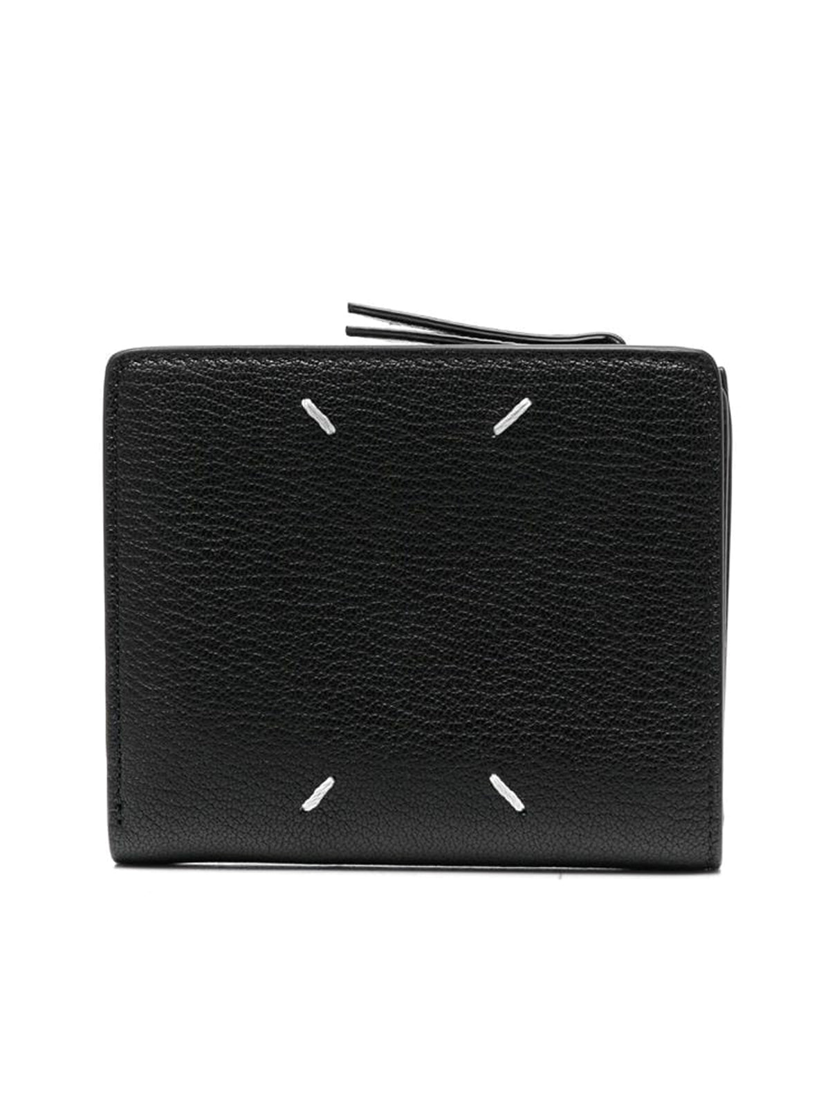 Bi-fold wallet with contrast stitching