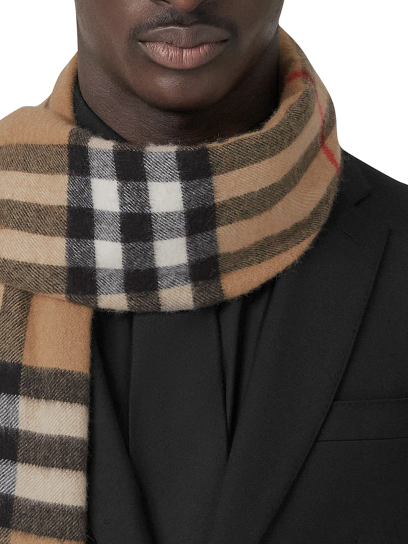 Burberry The Classic Check Cashmere Scarf Archive Beige in Wool - US